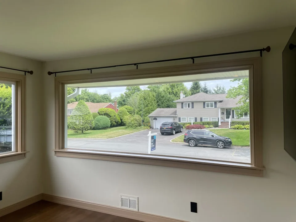 residential front bay window installation