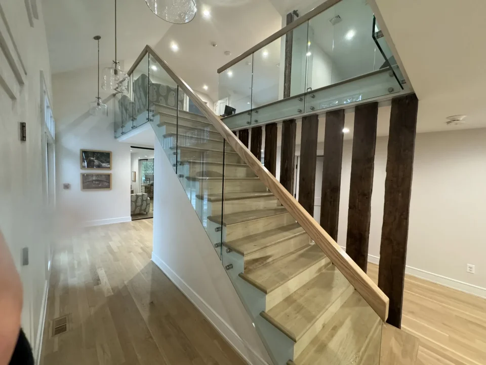 glass staircase railing installation