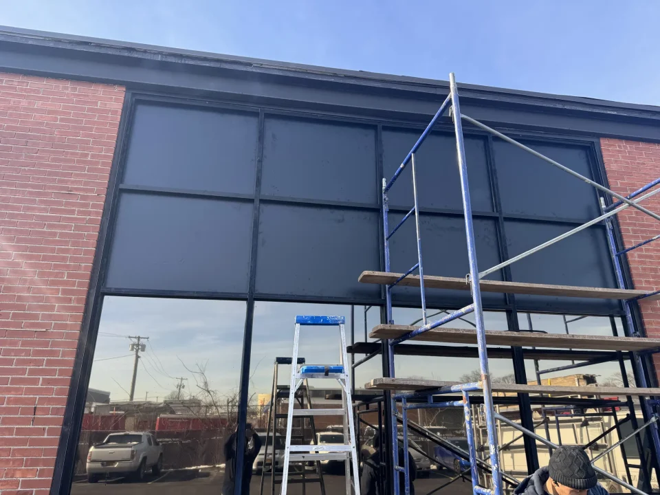 storefront glass pane installation