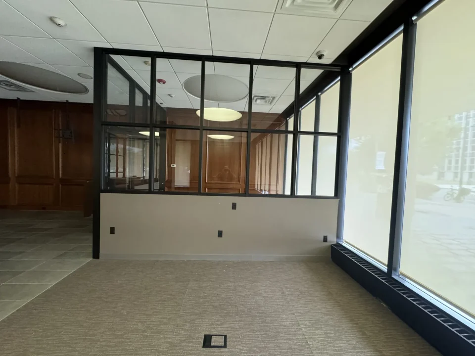 glass partition installation